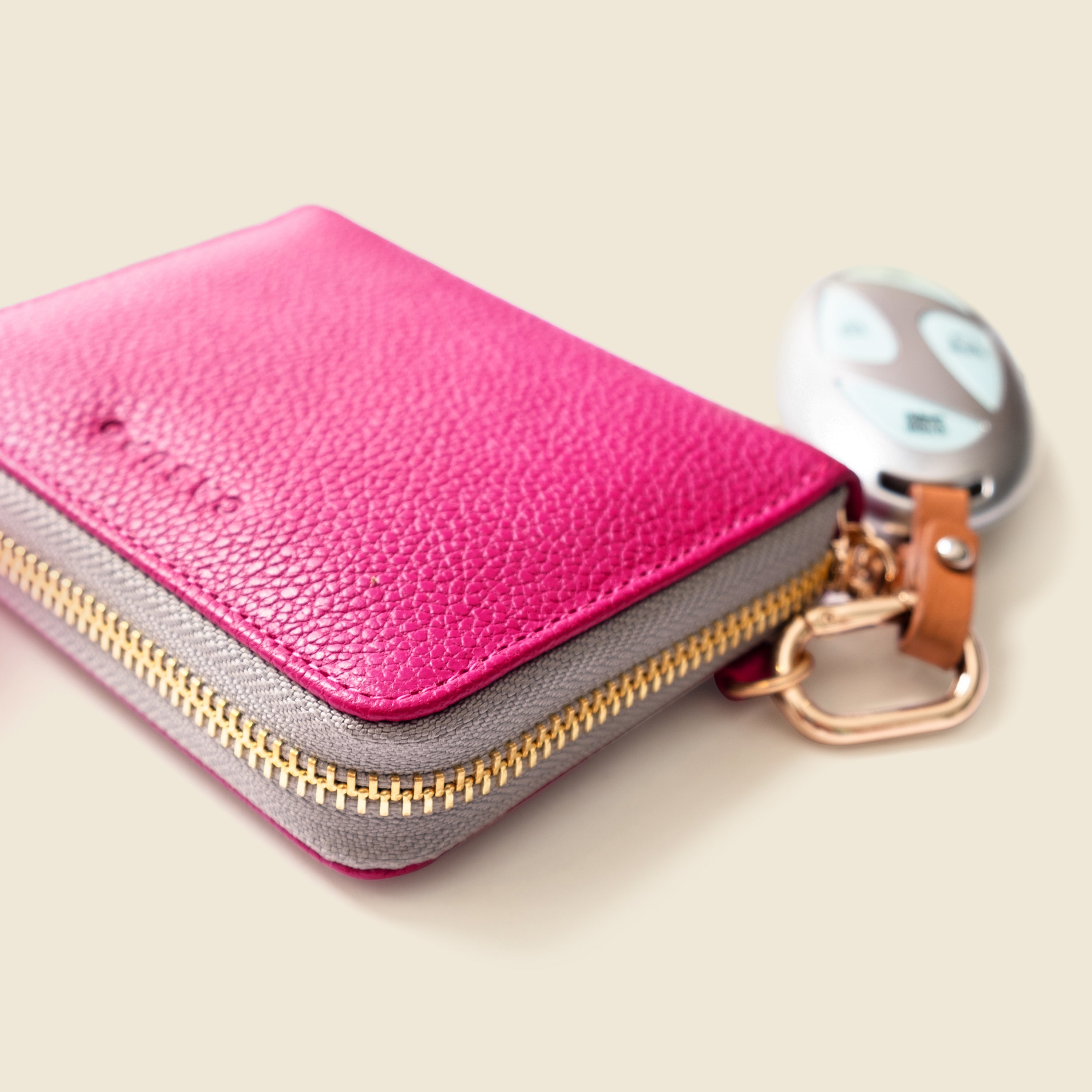 Small Zipper Wallet with Detachable Key Ring - Pink