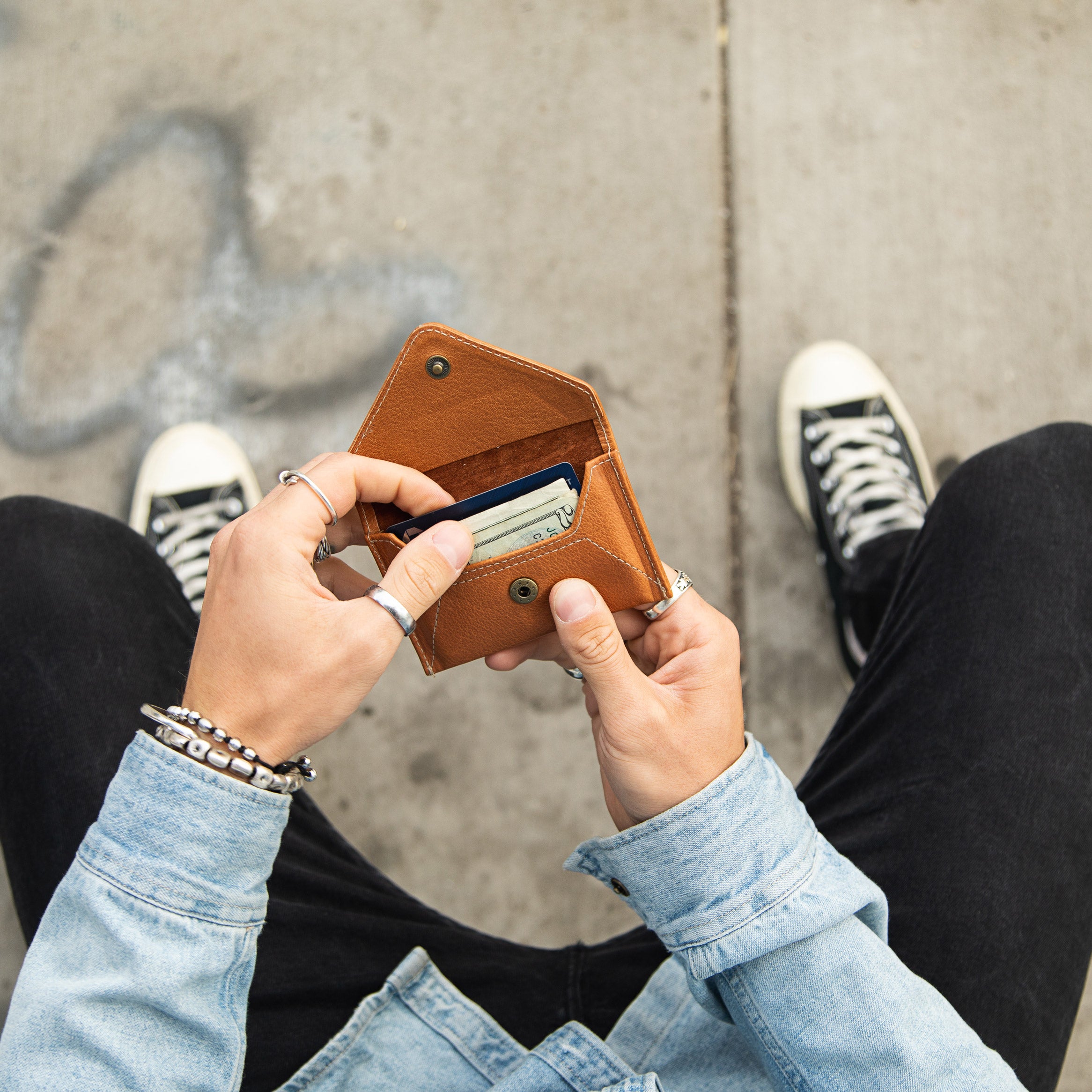 minimal leather envelope wallet