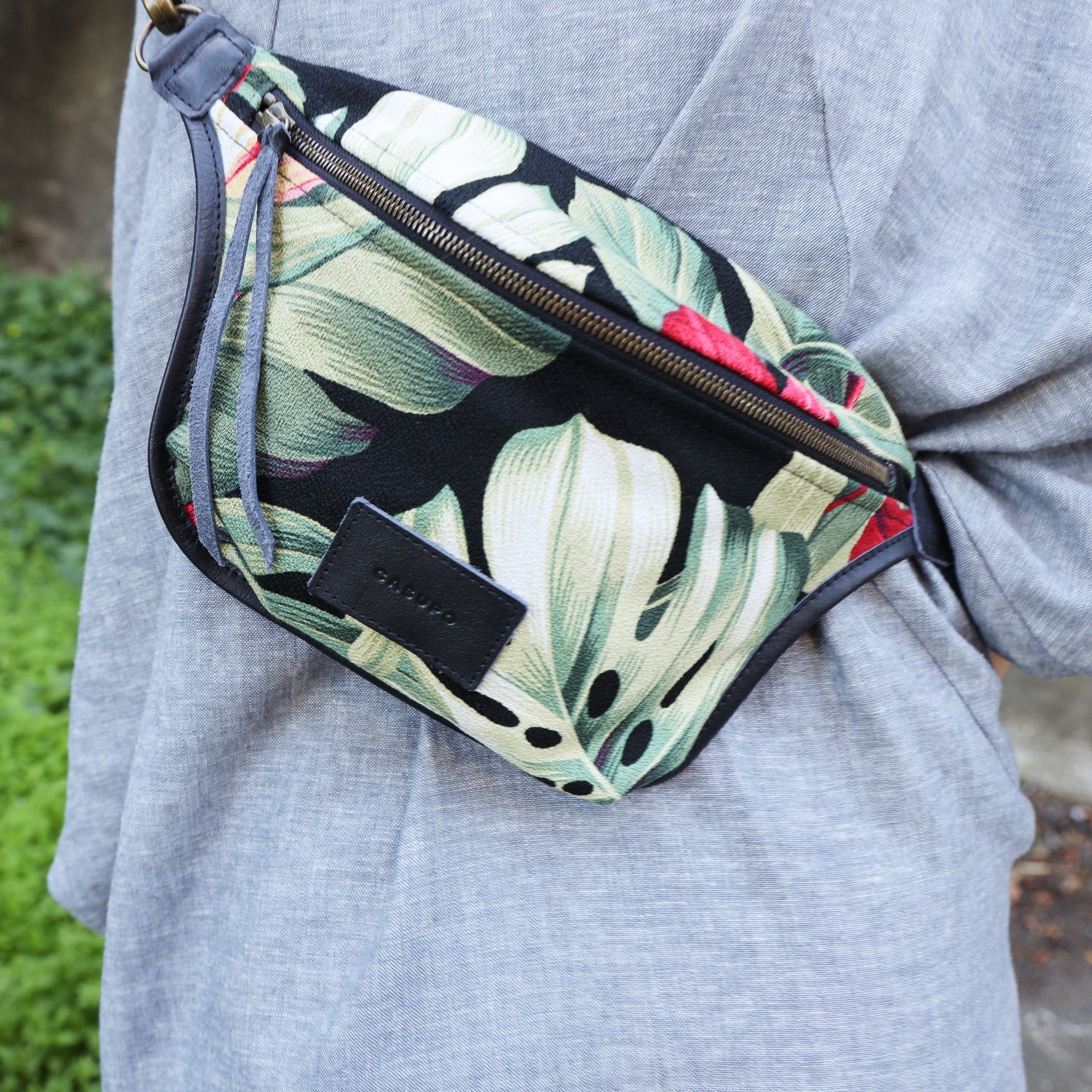 black and green fanny pack