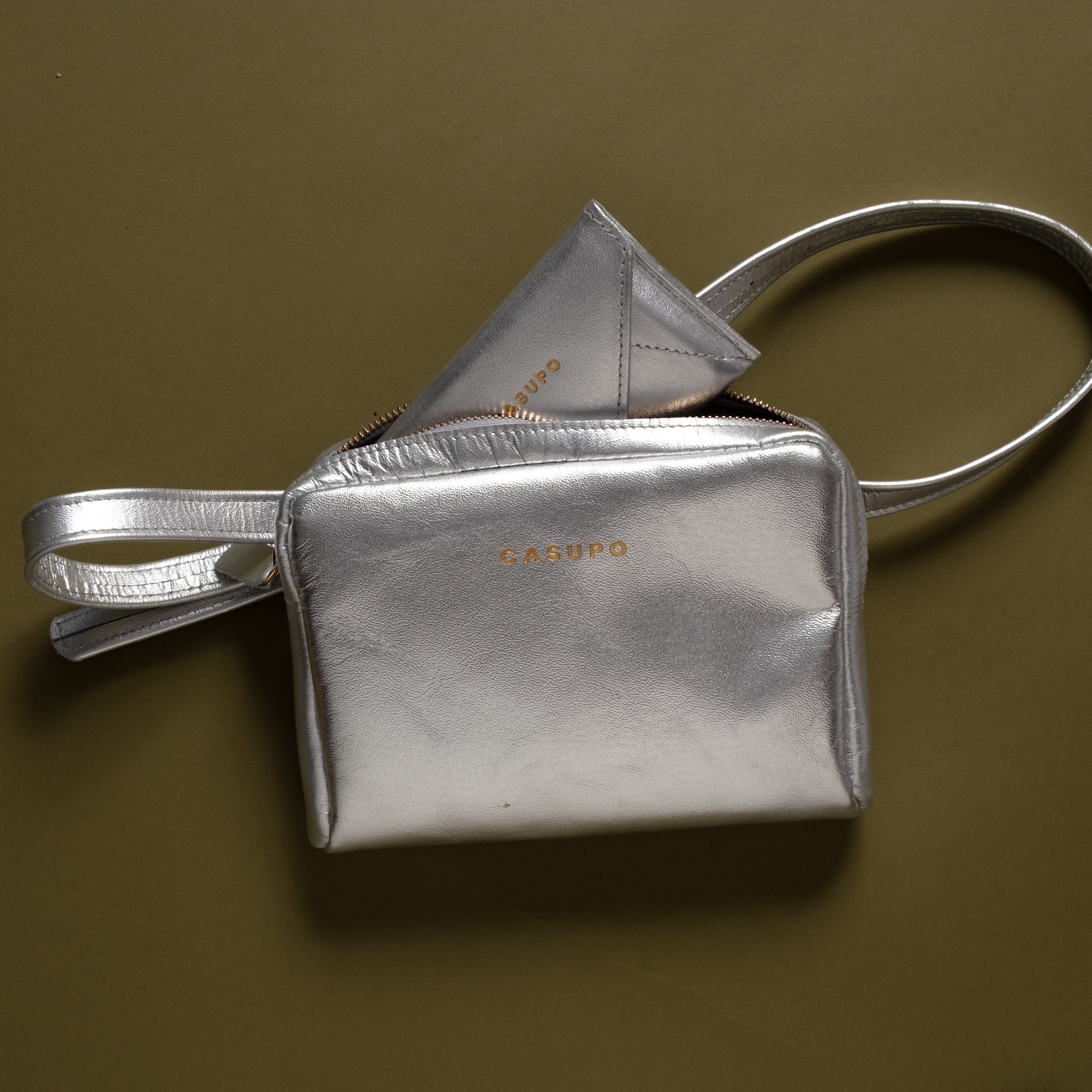 Women's metallic silver crossbody bag