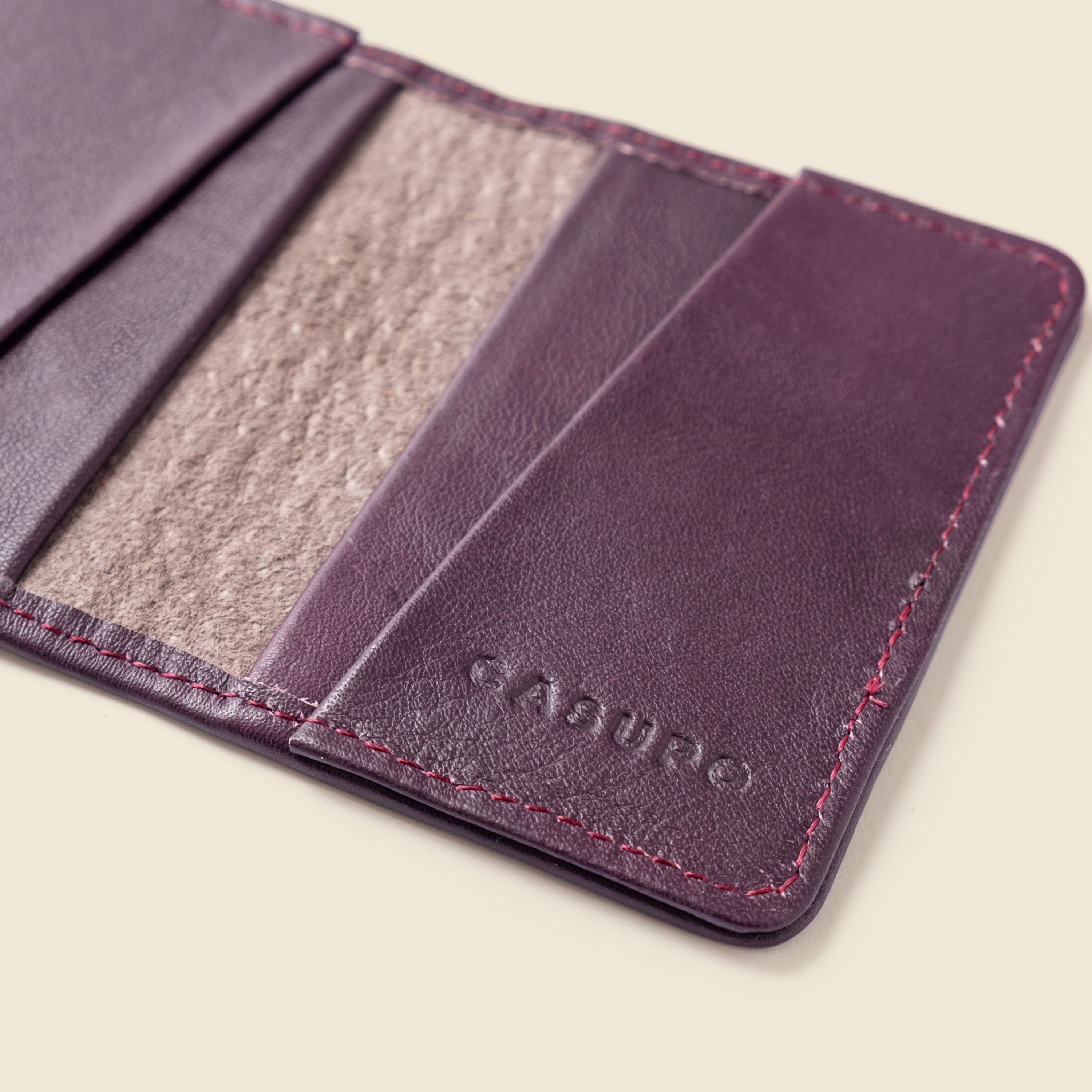 Compact Bifold with RFID protection - Plum
