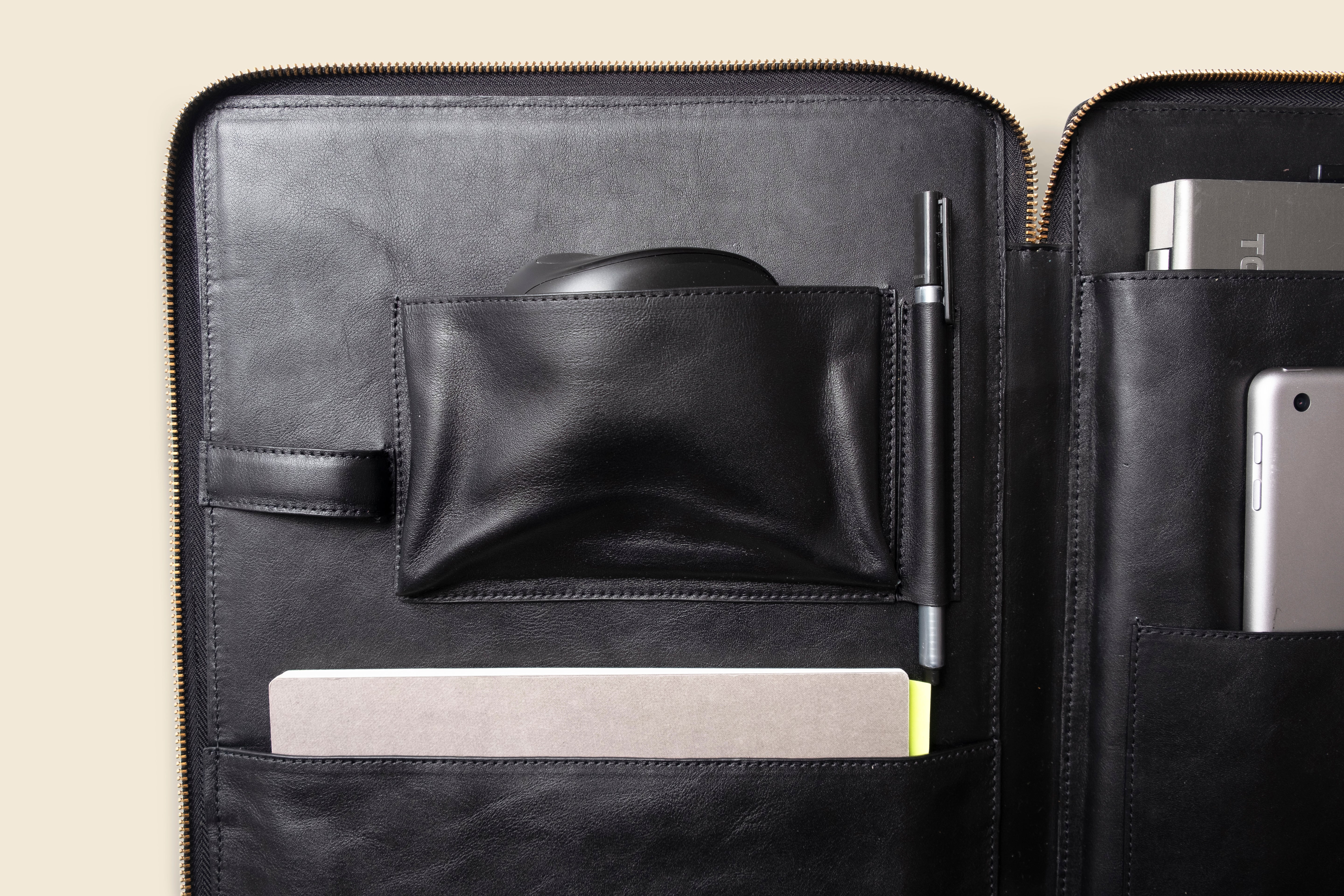Black leather zipper laptop and ipad case for corporate gifts