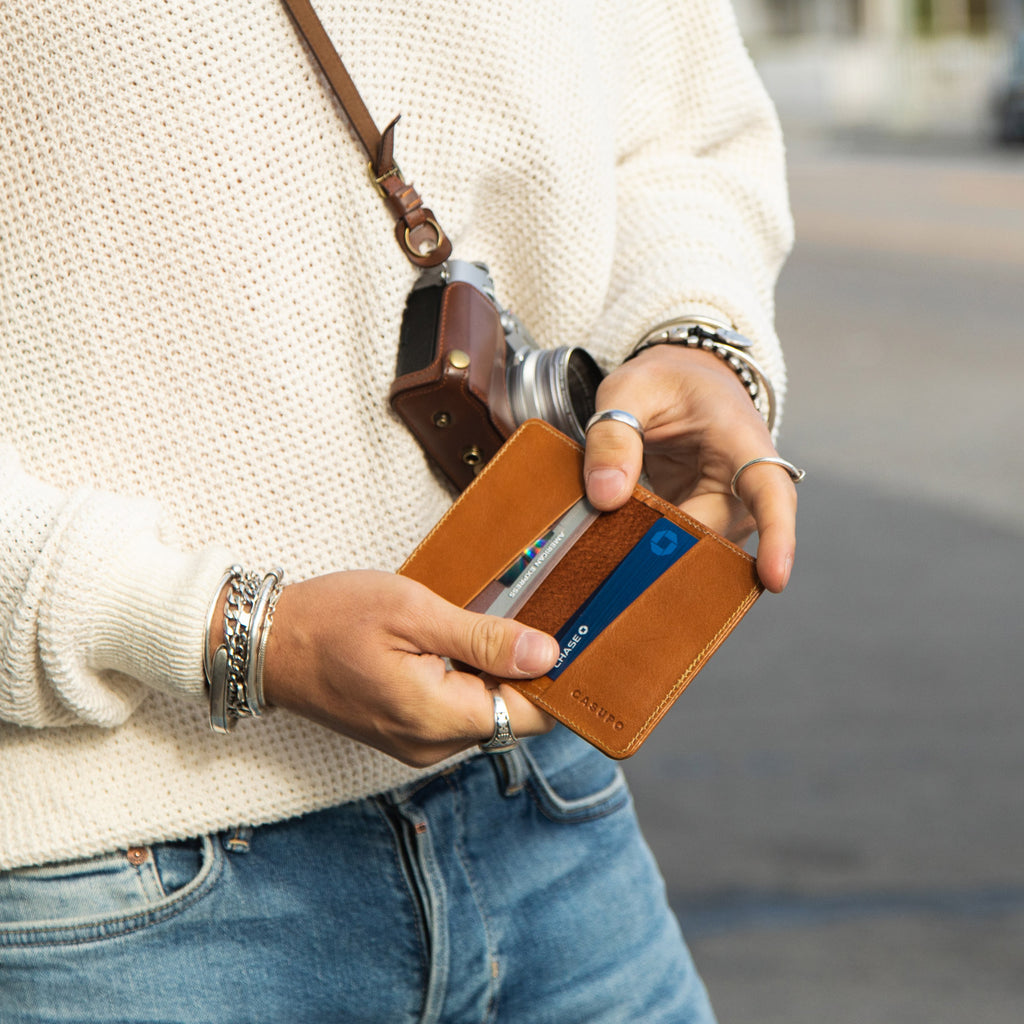 Red paisley leather wallet. Recycled leather – CASUPO