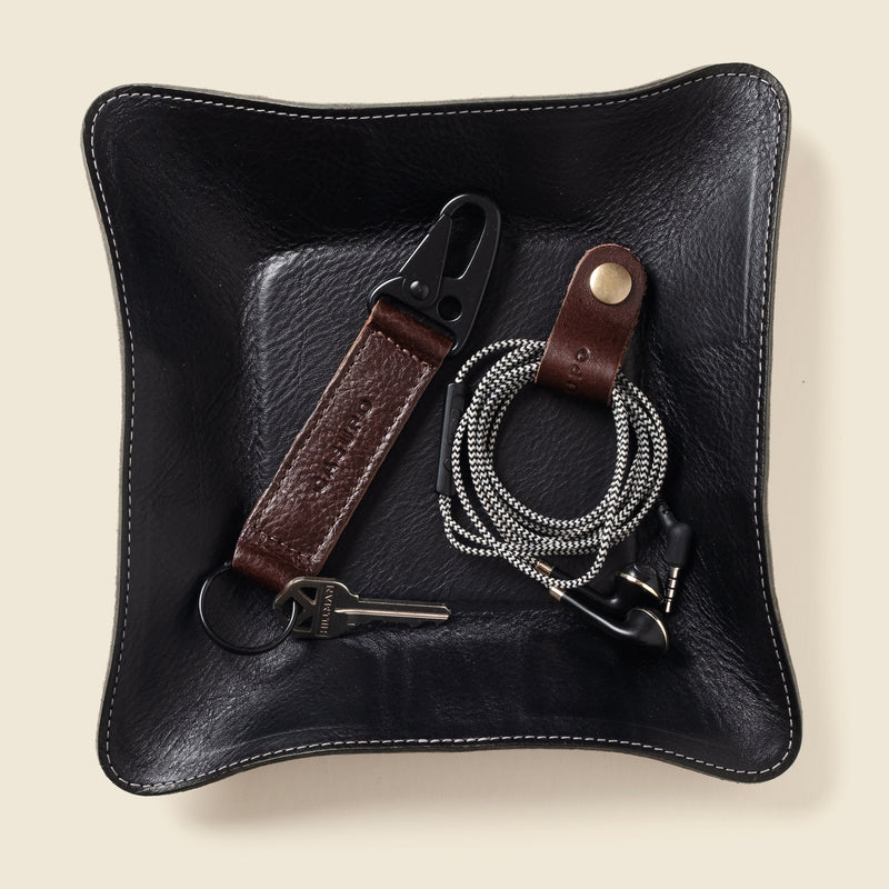 sustainable brown leather keychain