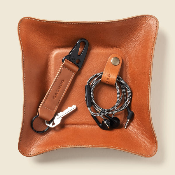 leather keychain with carabiner